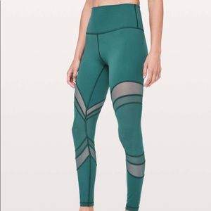 Lululemon seek the heat tight full length (28”)
